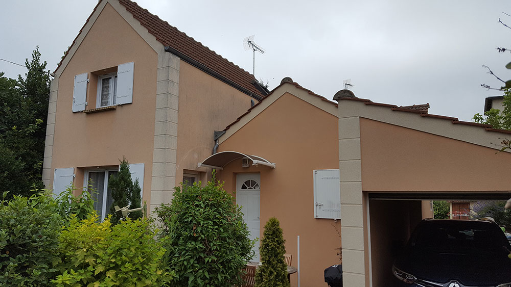 Façade de maison moderne avec éléments Beltoise Façades.