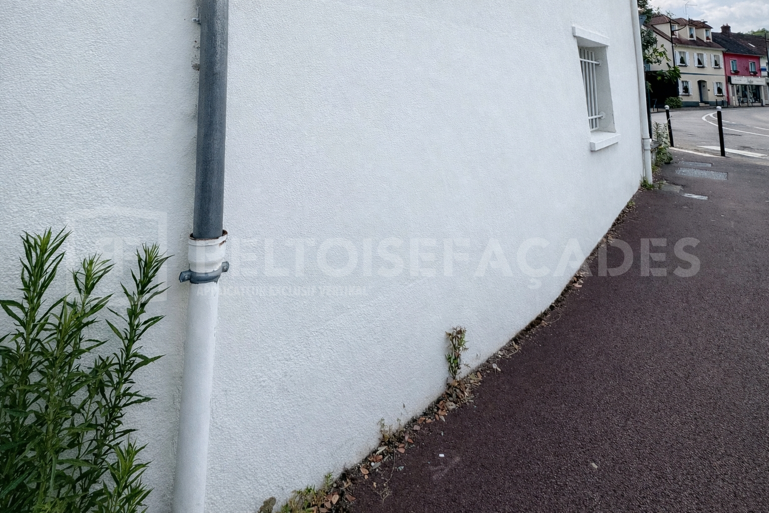 Maison après traitement contre les remontées d'humidité des façades à Verneuil-sur-Seine- Ravalement effectué - Beltoise Façades