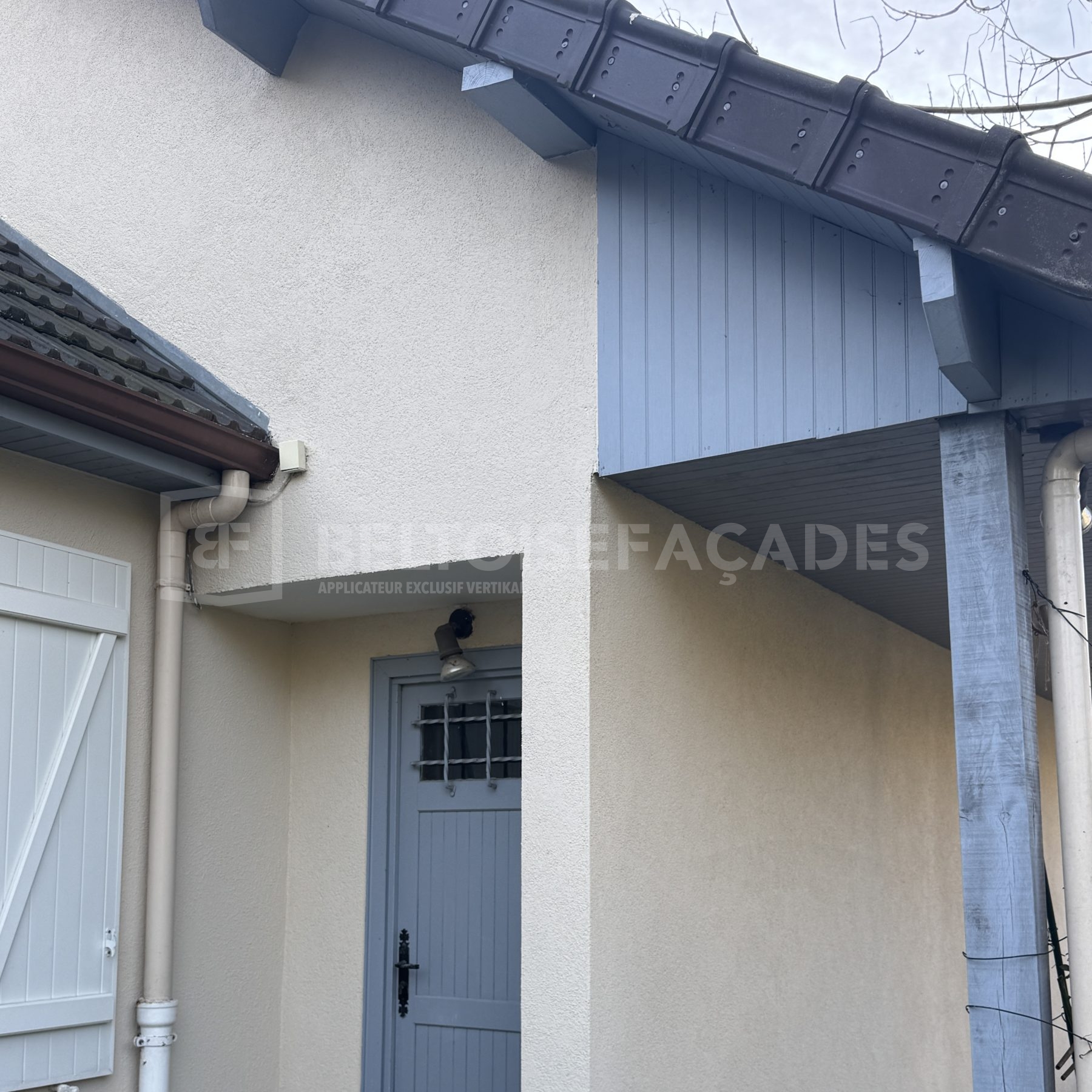 Façade après Réparation des fissures à Verneuil-sur-Seine, rénovation effectuée - Beltoise Façades