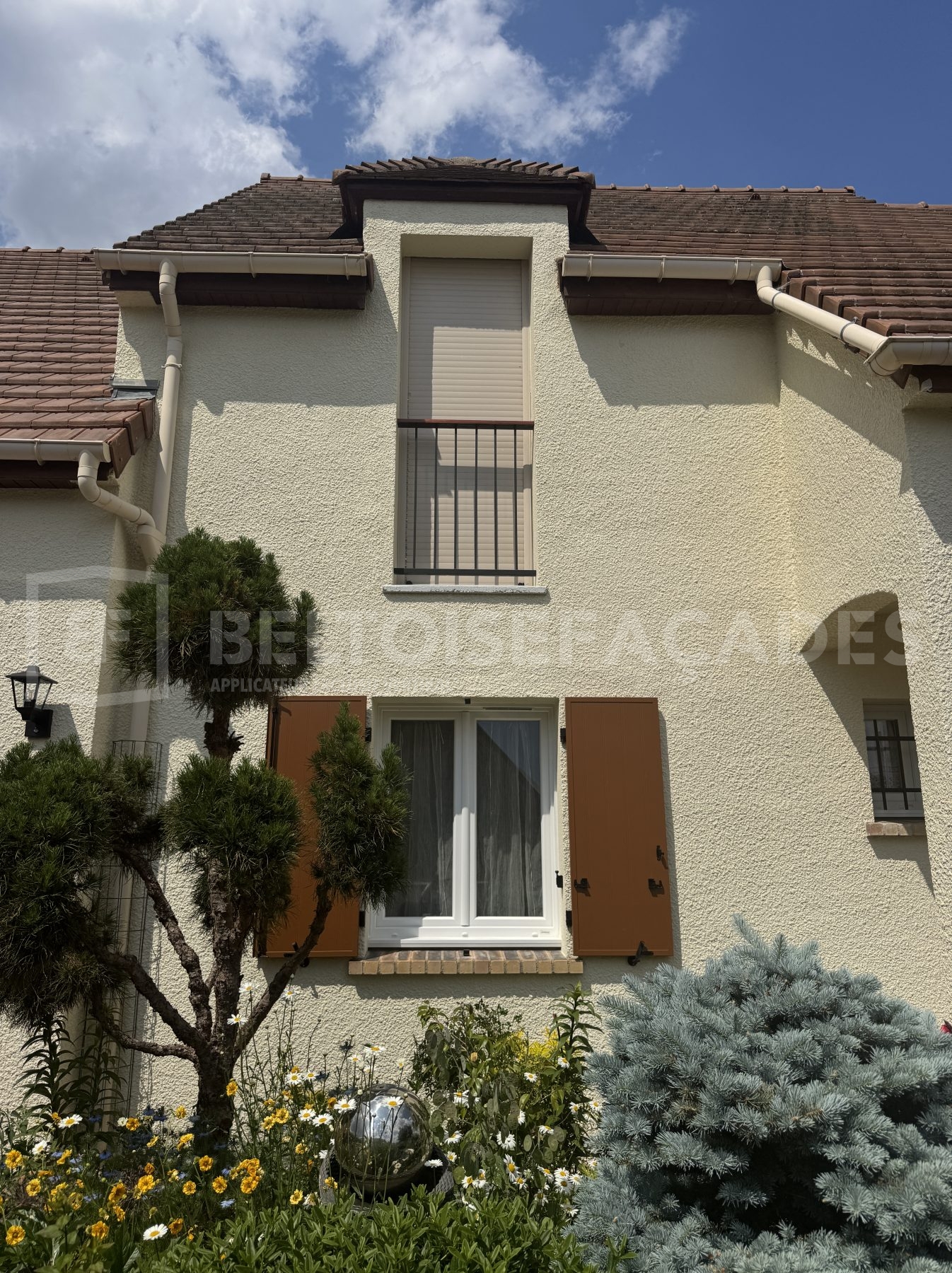 Façade après Réparation des fissures à Coignières, rénovation effectuée - Beltoise Façades